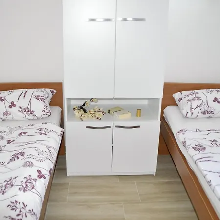 Apartmán “centar “ *